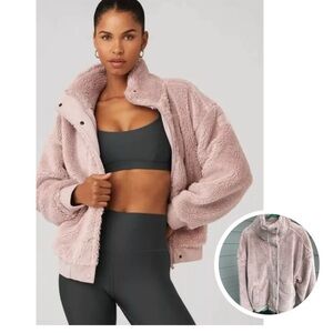 Alo women's full zip Sherpa varsity jacket xs dusty pink